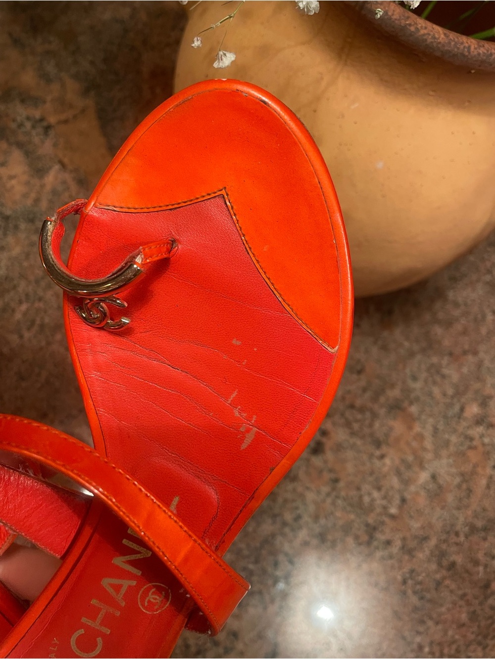 CHANEL Red Patent Leather Slide Sandals with Gold CC Hardware - Picture 7 of 9